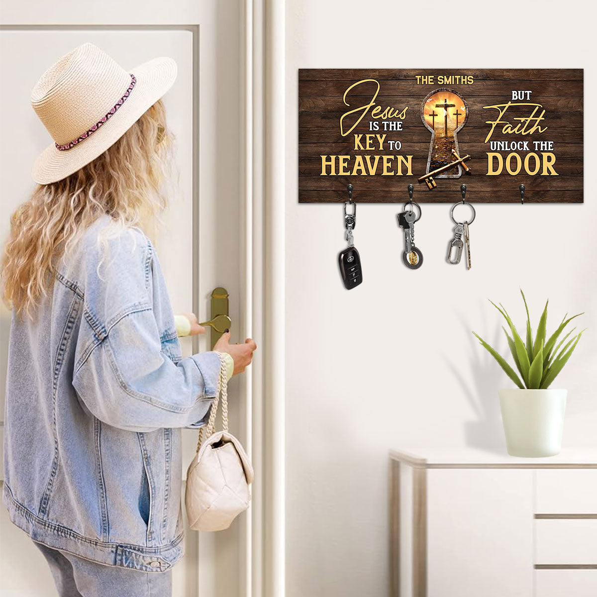 Jesus Is The Key To Heaven But Faith Unlock The Door - Personalized Key Holder FCUWKHCSLEM1623TA