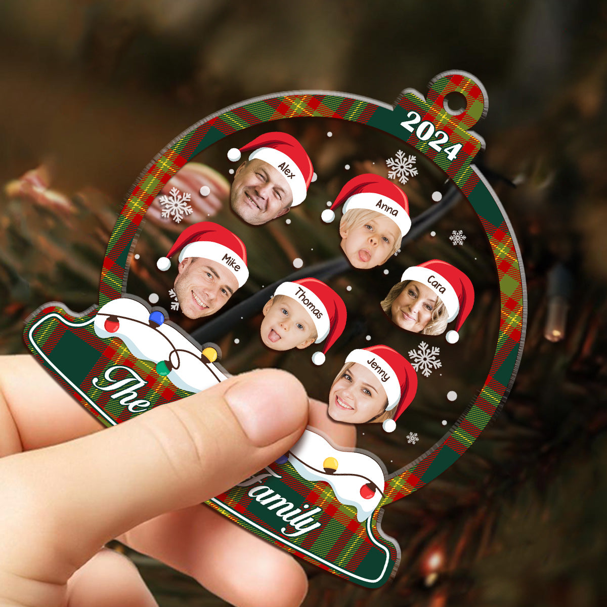 Family In Snow Globe - Personalized 3 Layered Christmas Shaker Ornament FCCSOLETN2489D