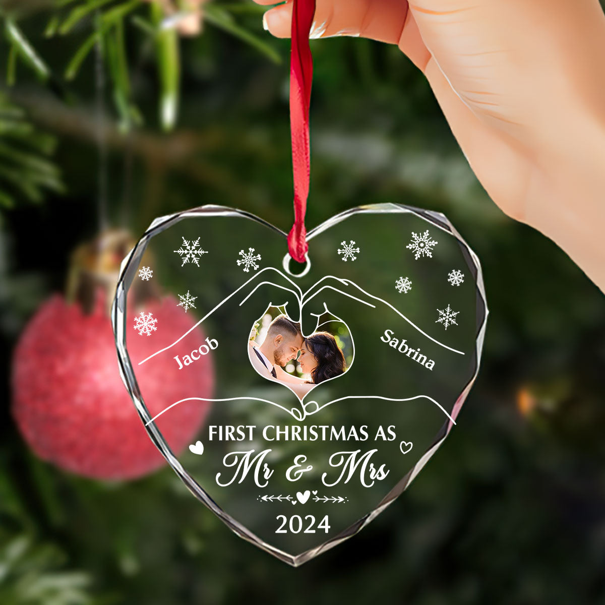 First Christmas Newly Wedding Couple - Personalized Heart Shaped Glass Ornament FCHGOLEHA2198L