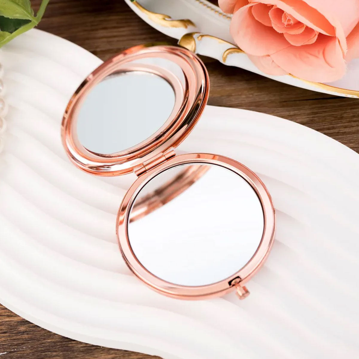 To My Granddaughter If I Could Give You One Thing In Life - Personalized Circle Metallic Mirror